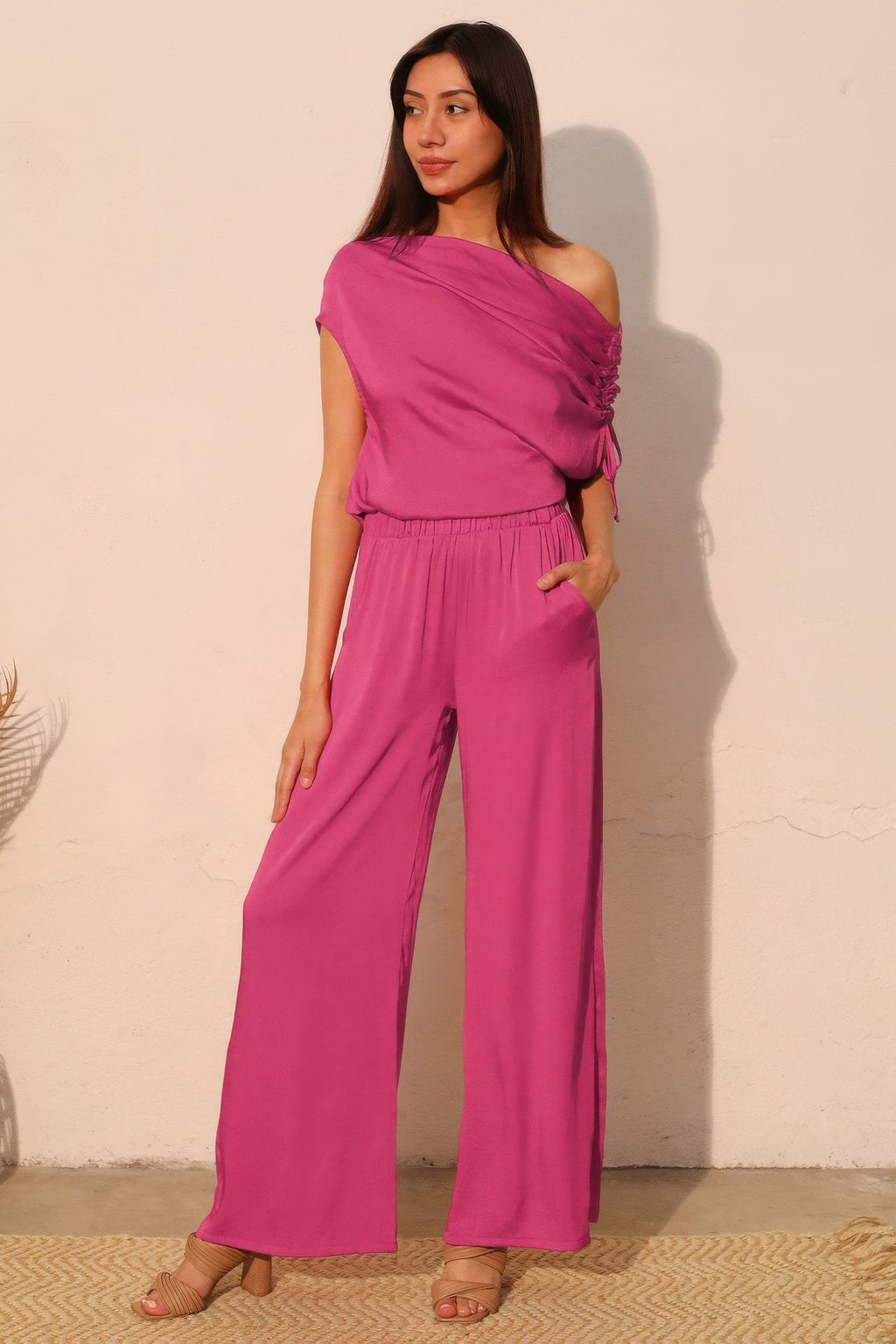 Haut asymétrique à cordon de serrage en polysilk lavé