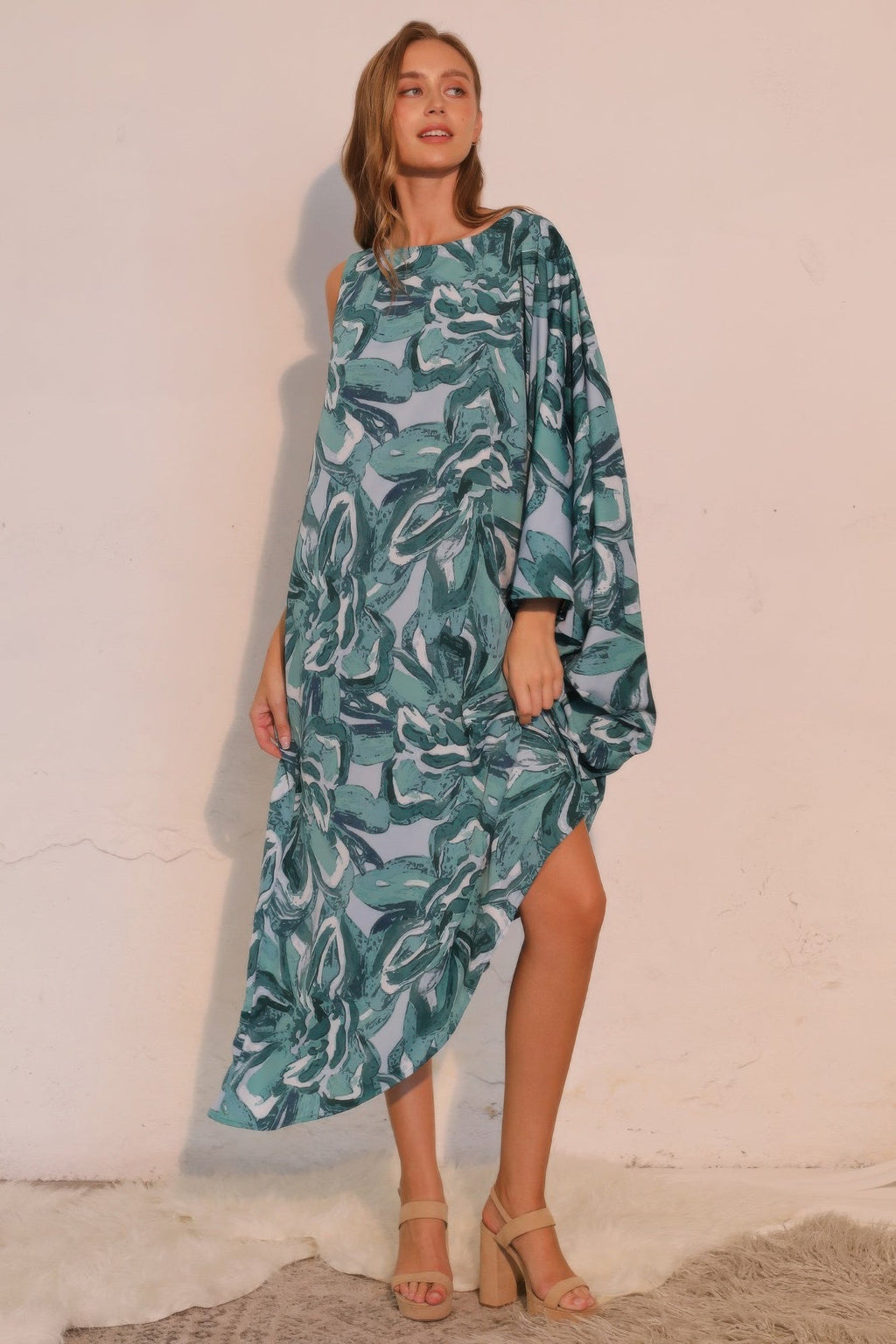 Robe asymétrique Chasing Petals