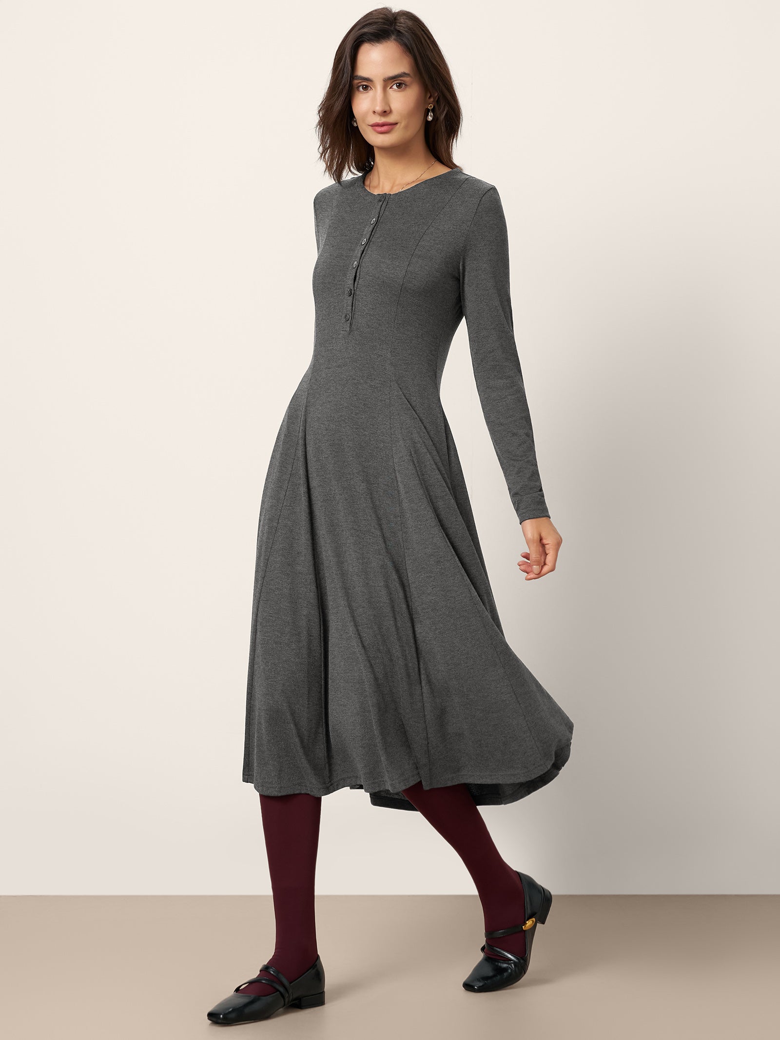 Robe mi-longue en cachemire à panneaux boutonnés BREE