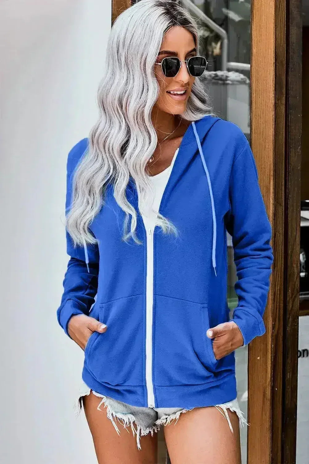 Veste à capuche zippée bleue décontractée