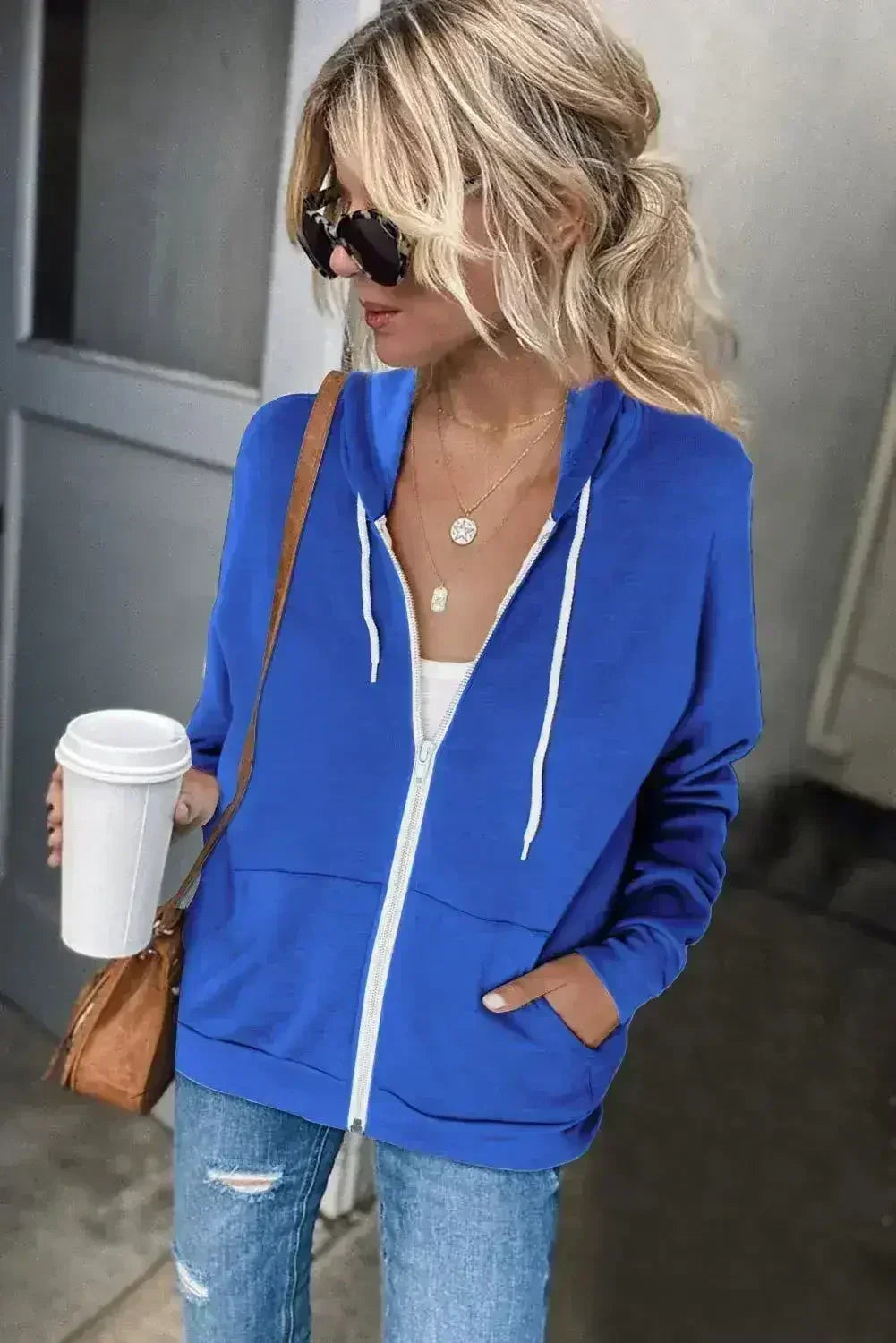 Veste à capuche zippée bleue décontractée