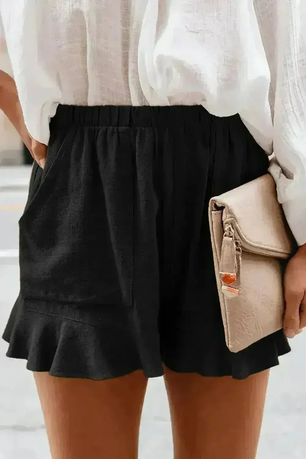 Shorts décontractés en lin et coton noirs à volants avec poches