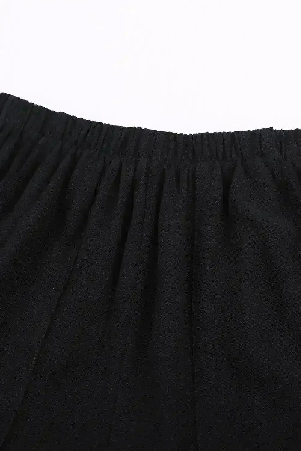 Shorts décontractés en lin et coton noirs à volants avec poches