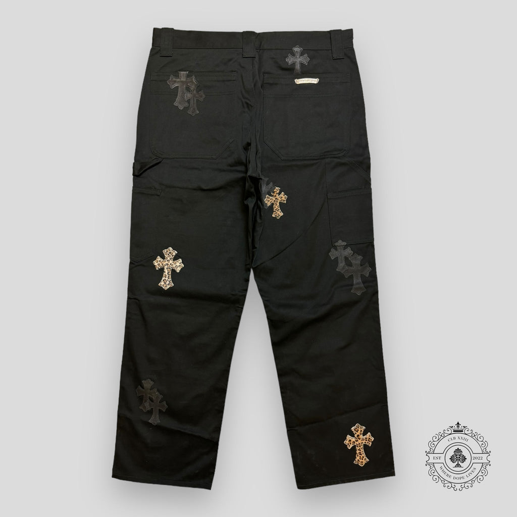 Pantalon de charpentier Chrome Hearts à double genou et écussons croisés noir/léopard