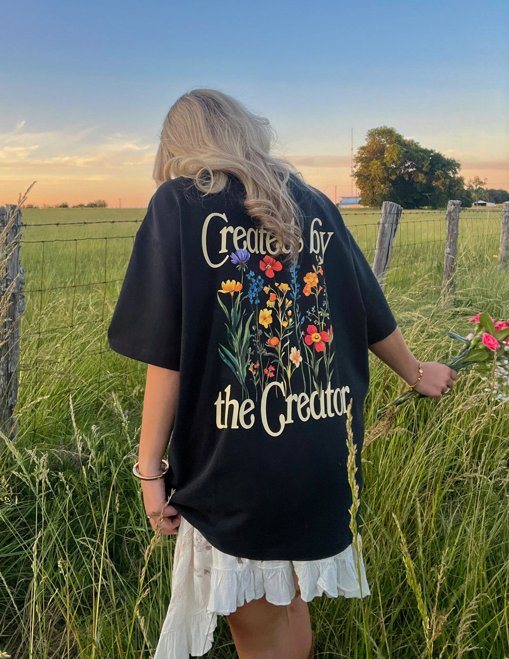 T-shirt unisexe Créé par le Créateur