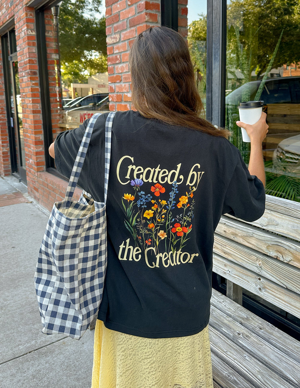 T-shirt unisexe Créé par le Créateur