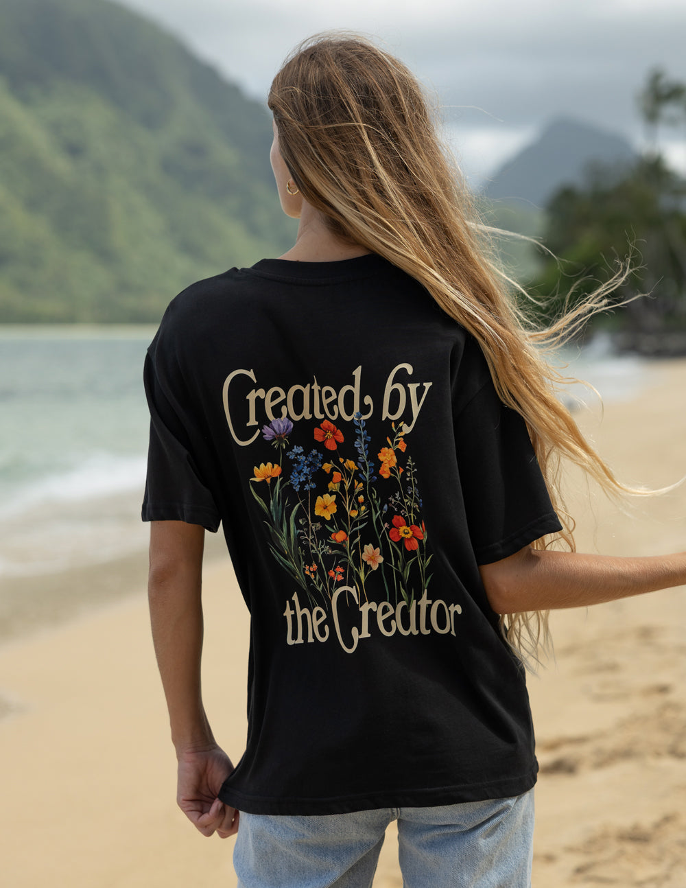 T-shirt unisexe Créé par le Créateur