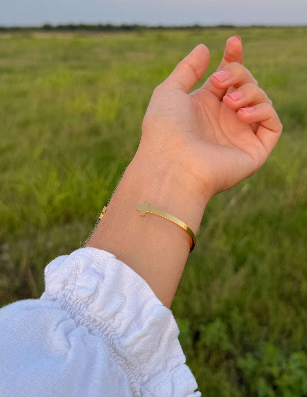 Bracelet manchette croisée