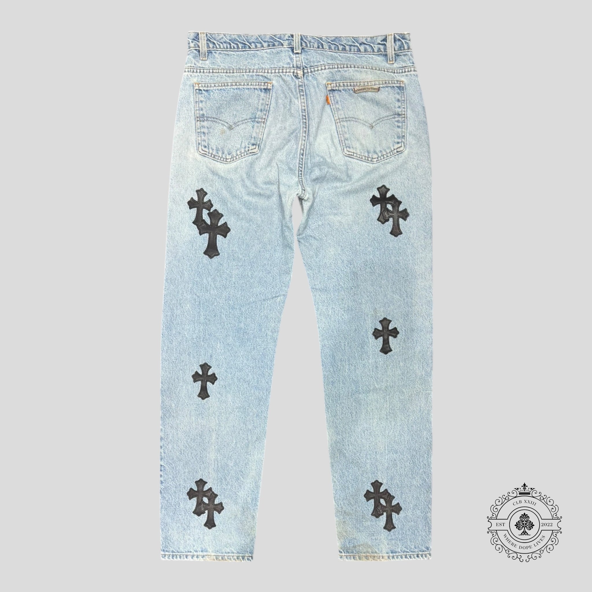 Jean Levis Chrome Hearts à patchs croix