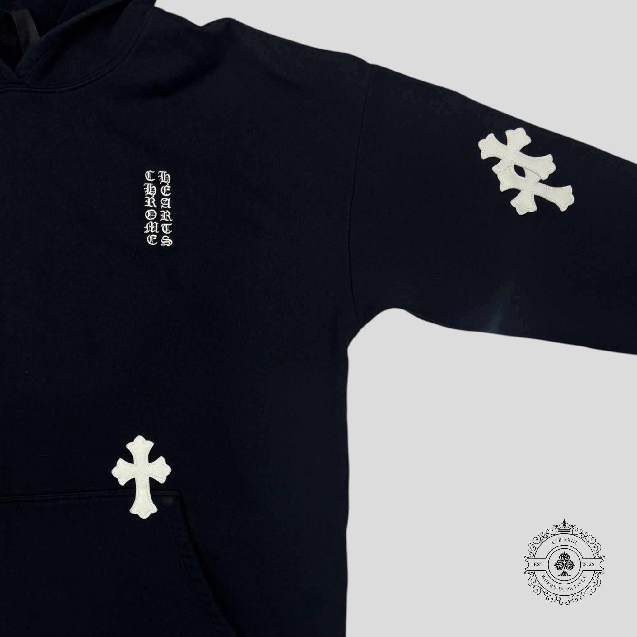 Sweat à capuche Chrome Hearts à croix brodée Noir / Blanc
