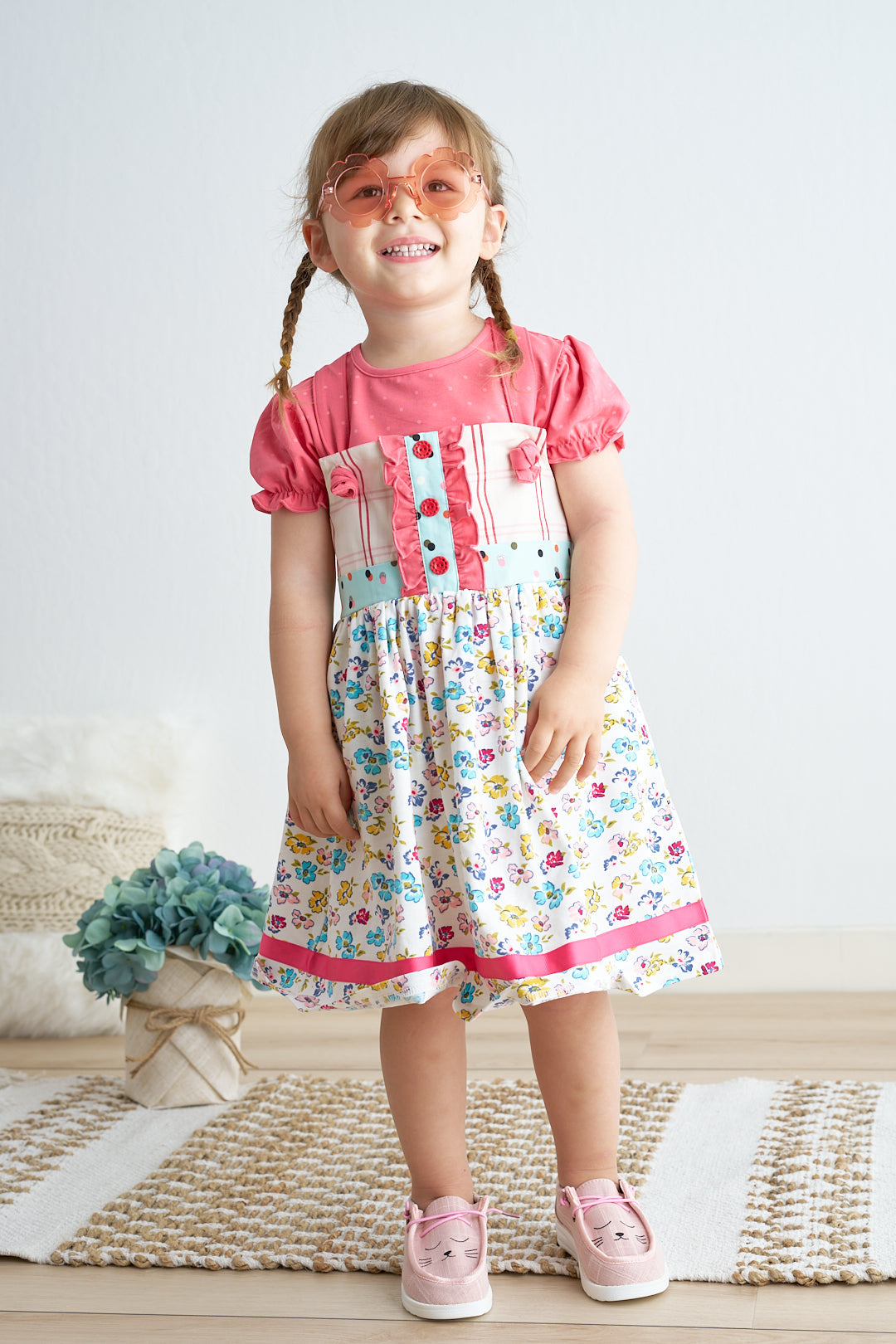 Robe fille à bretelles imprimé floral platine