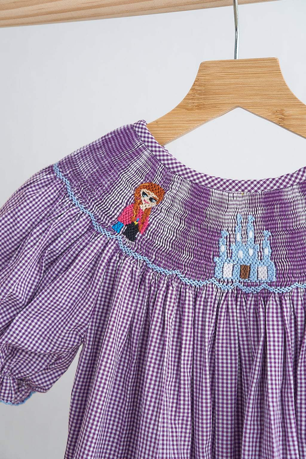 Robe vichy smockée main château violet