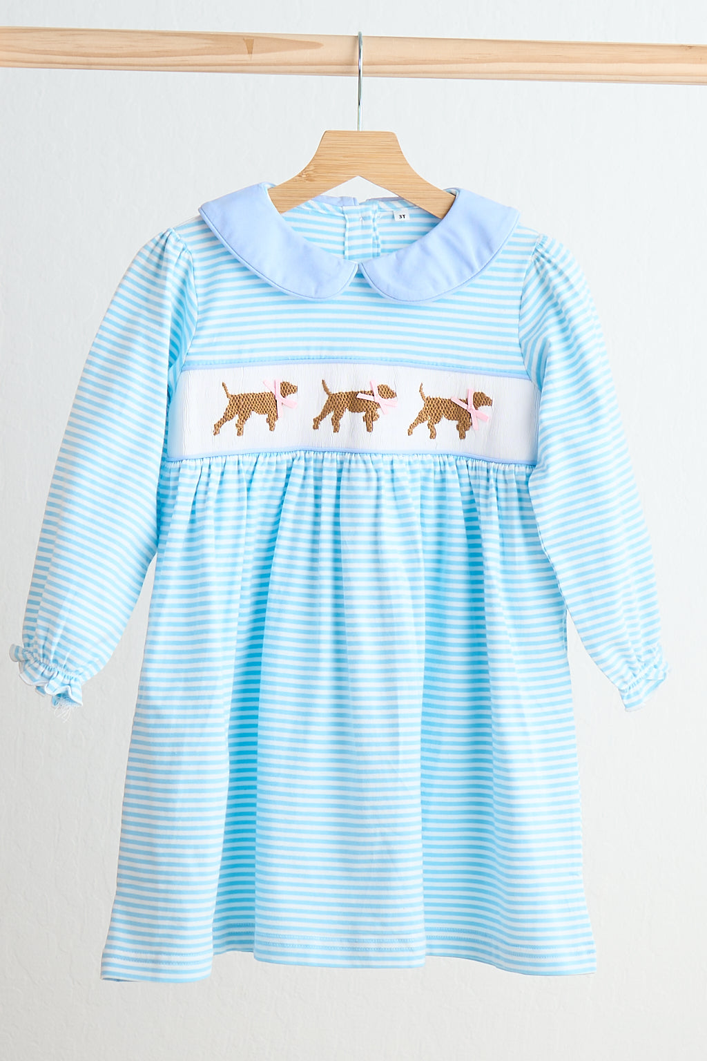 Robe à rayures smockée à la main pour chiot bleu