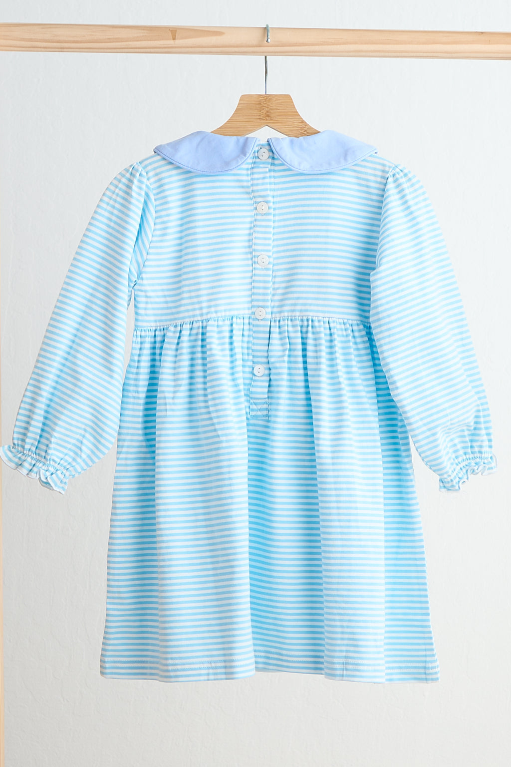 Robe à rayures smockée à la main pour chiot bleu