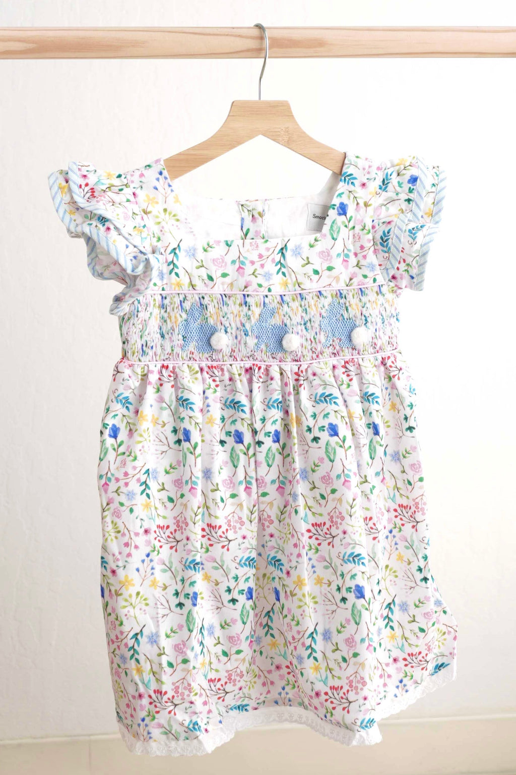 Robe à smocks manuels, motif lapin de Pâques floral