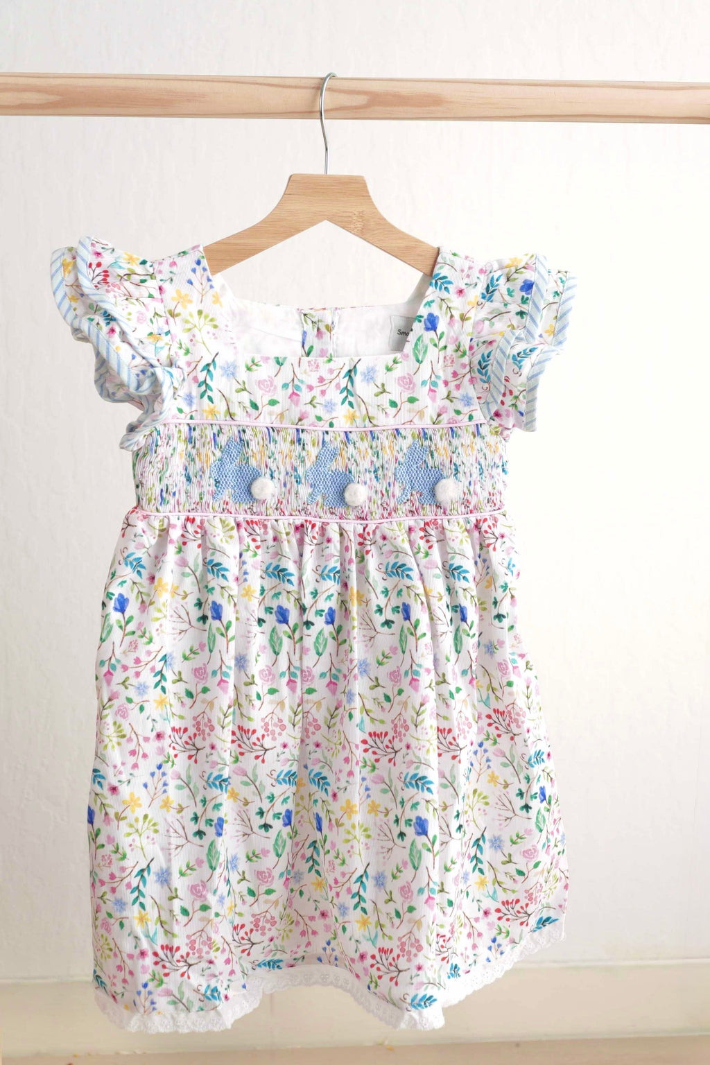 Robe à smocks manuels, motif lapin de Pâques floral