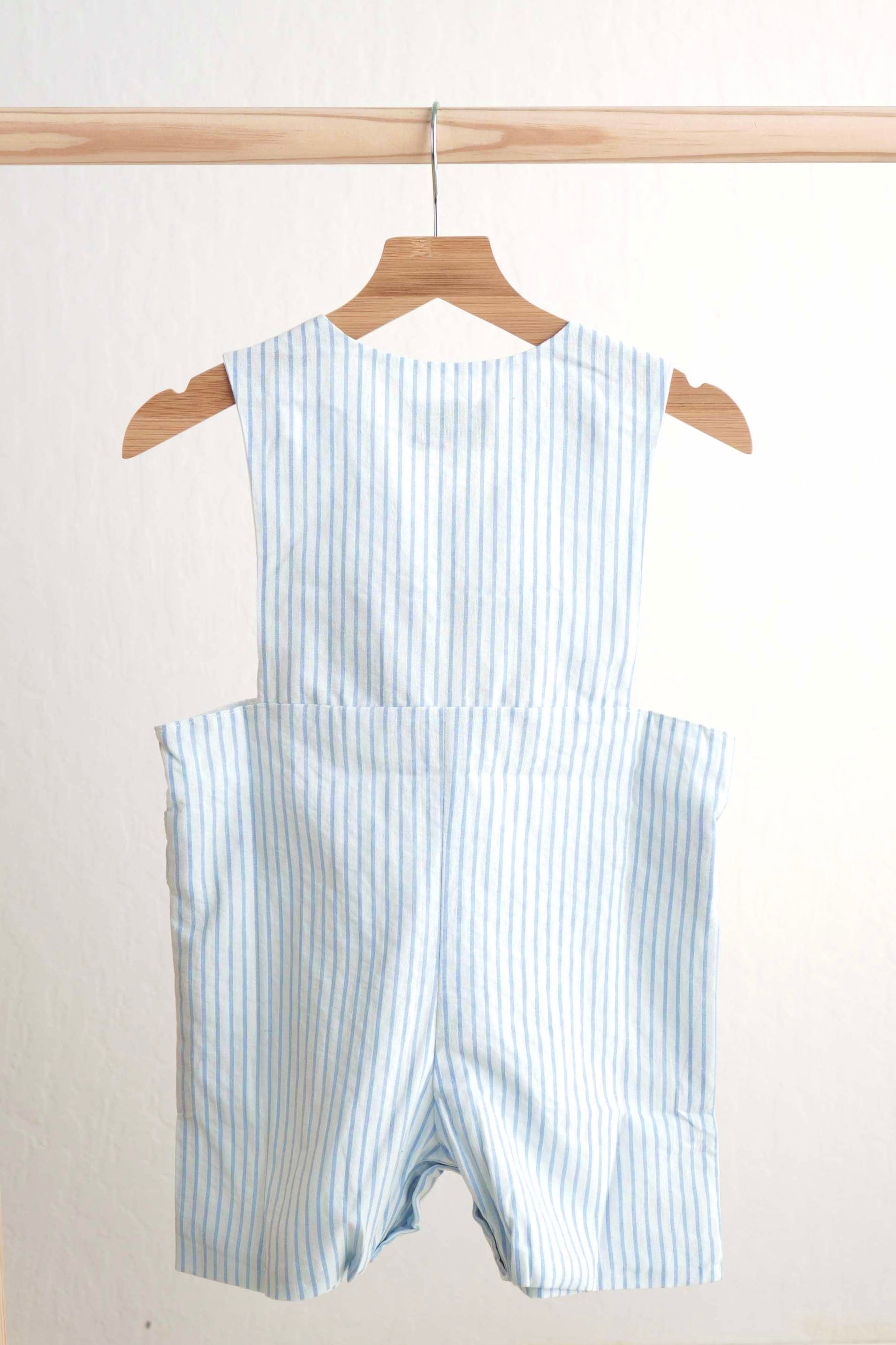 Barboteuse garçon smocks main lapin de Pâques bleu