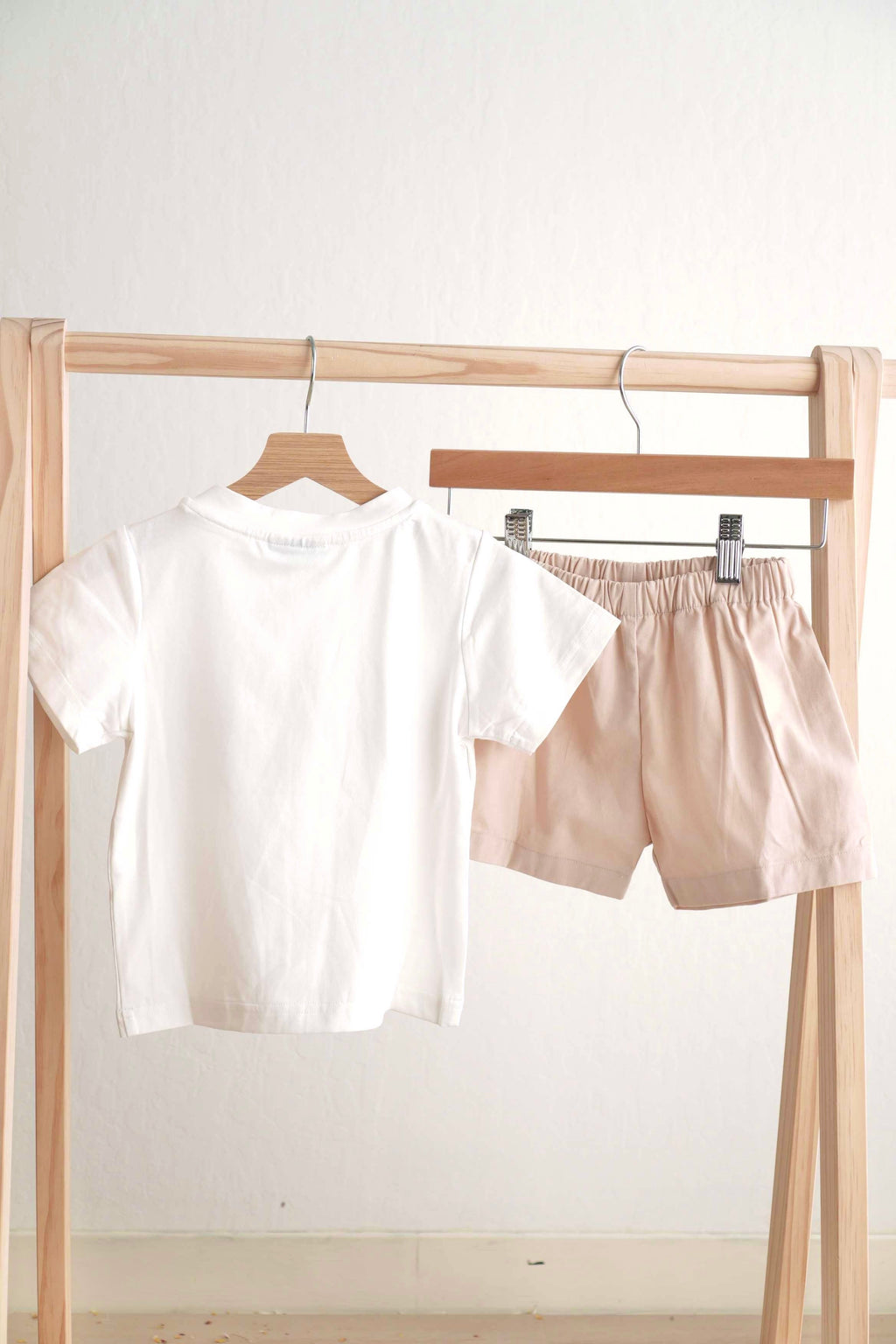 Ensemble 2 pièces smocké main kaki pour garçon
