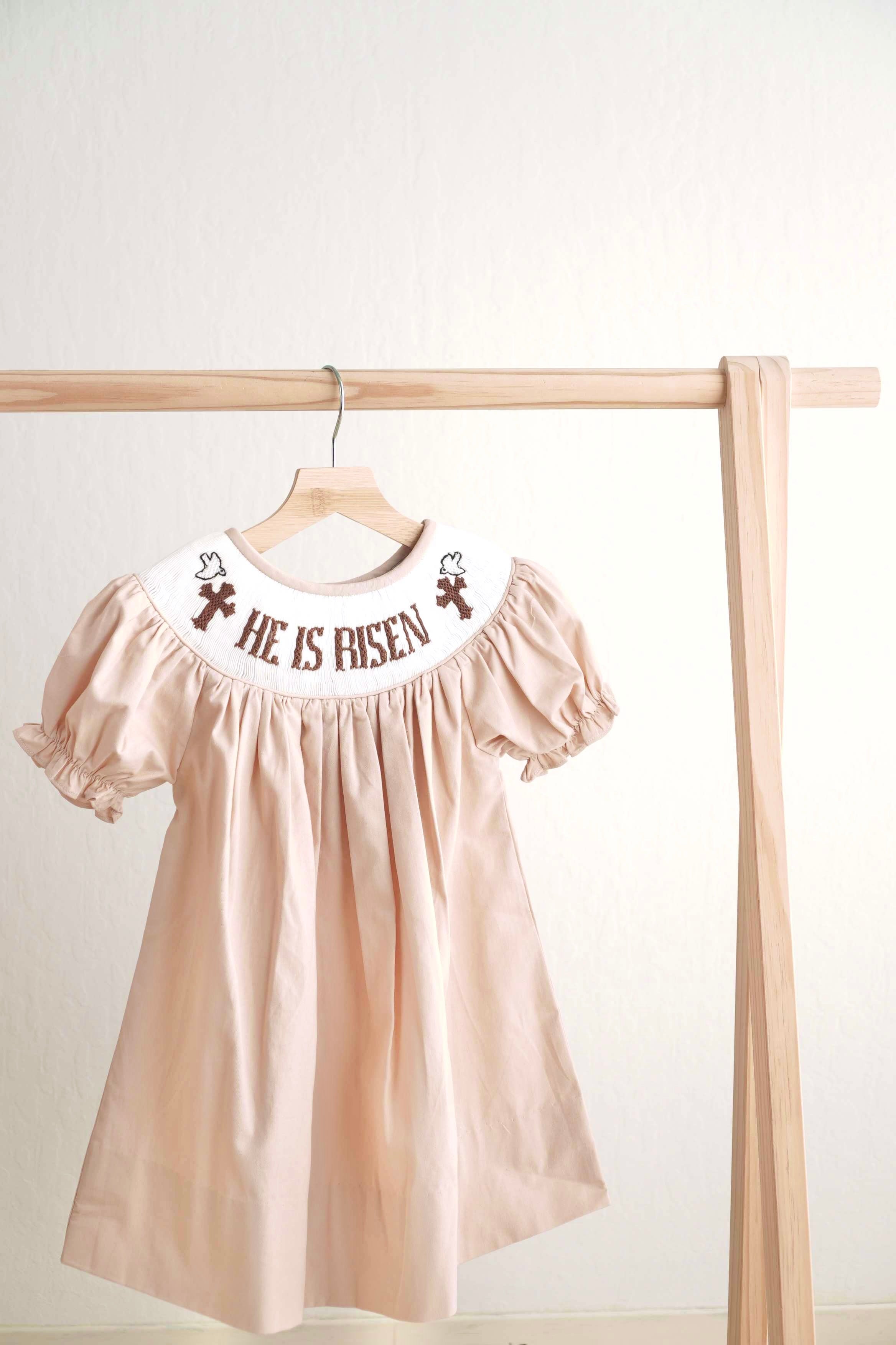 Robe fillette smockée main kaki