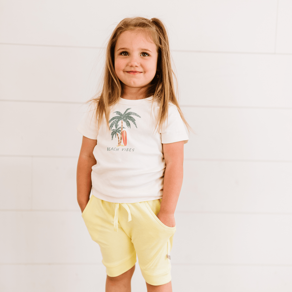 graphic tee | beach vibes palms