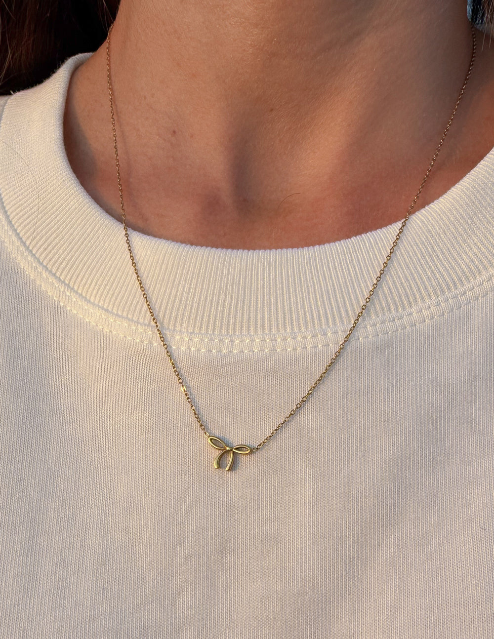 Collier Nœud Délicat