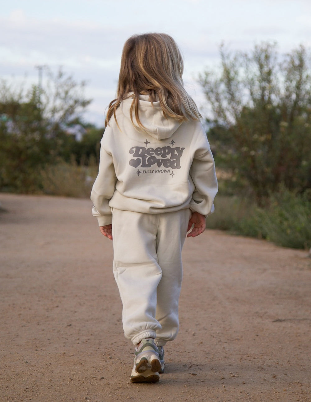 Sweat à capuche enfant Profondément aimé