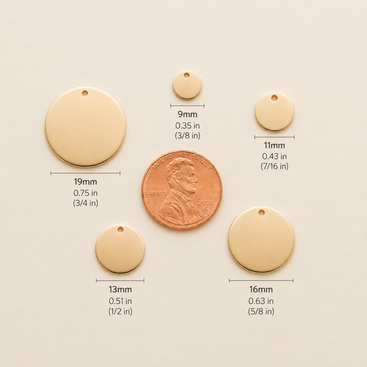 Mini-breloque initiale estampée à la main – Ajout personnalisé or ou argent