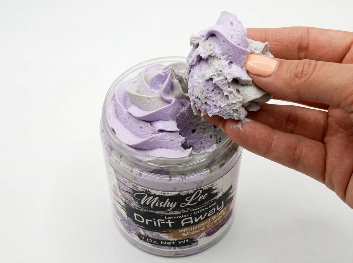 Crème fouettée et crème de rasage Drift Away
