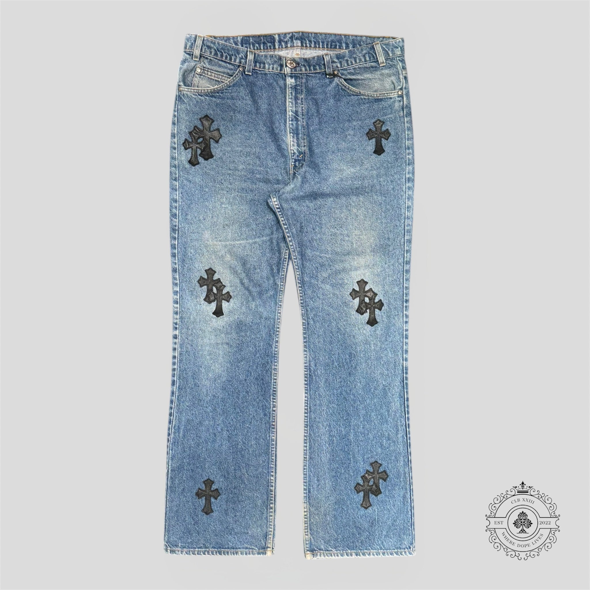 Jean Chrome Hearts à patchs croisés