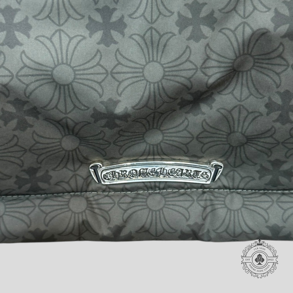 Doudoune motif Chrome Heart Plus vert olive