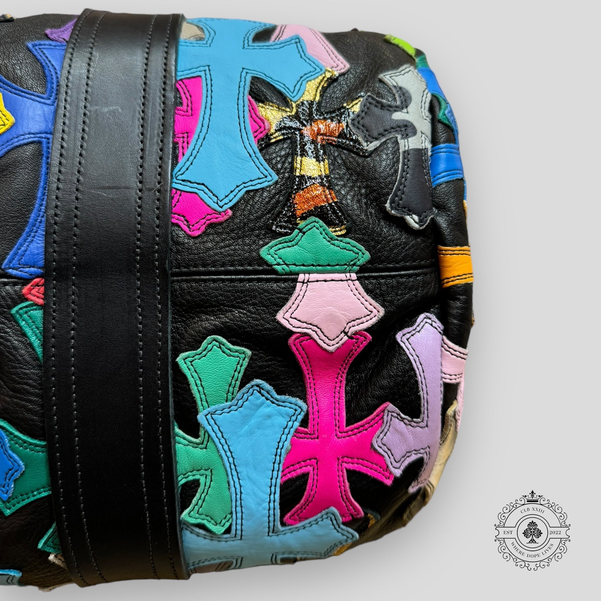Chrome Hearts Mini-sac polochon à patchs croix multicolores