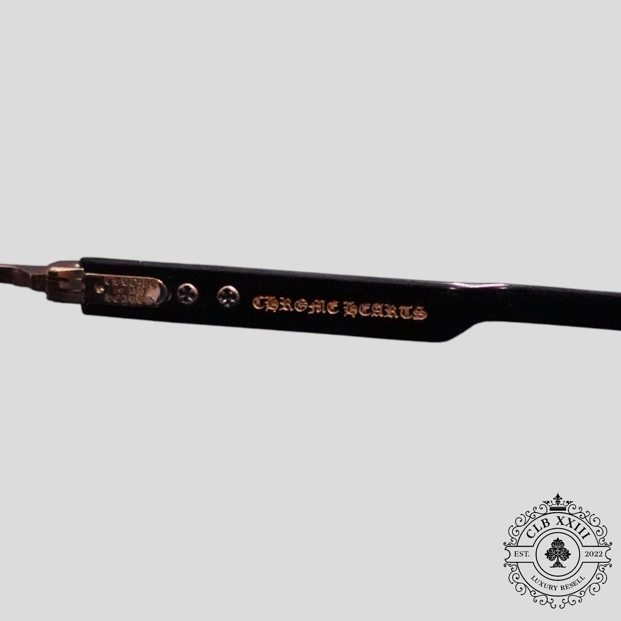 Lunettes de soleil Chrome Hearts Deep I en noir et or