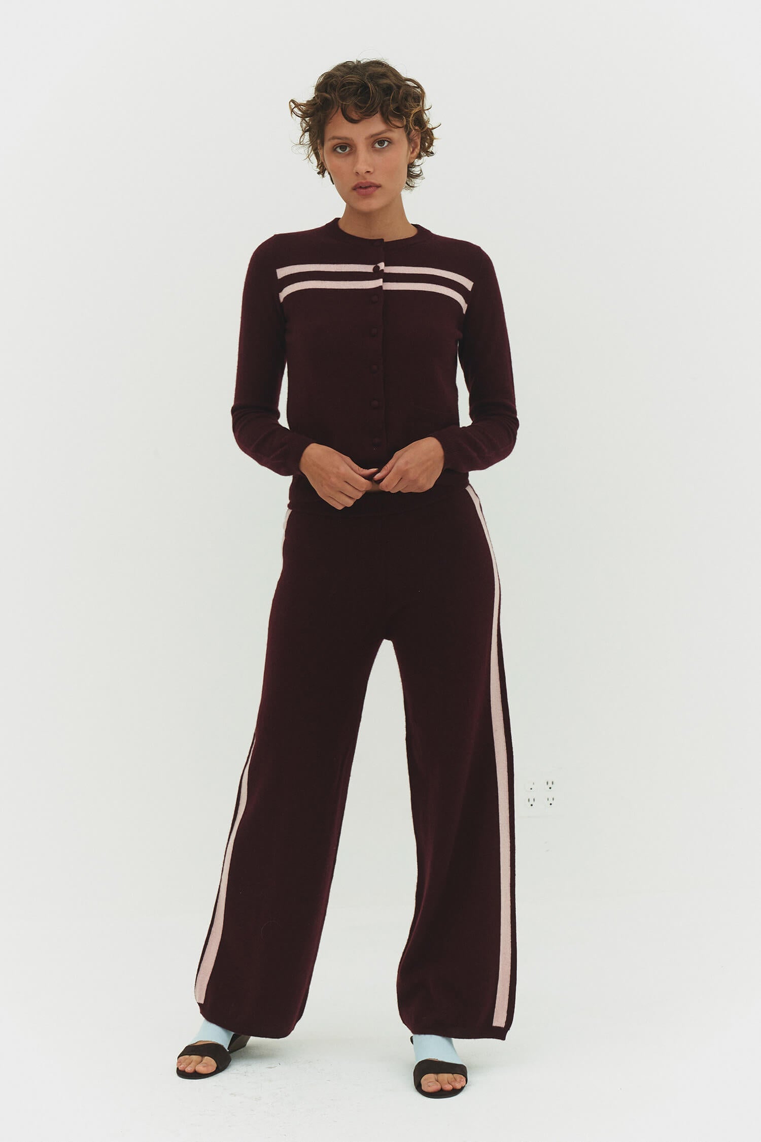 CARDIGAN EN LAINE CACHEMIRE À RAYURES FRAMBOISE CRÈME