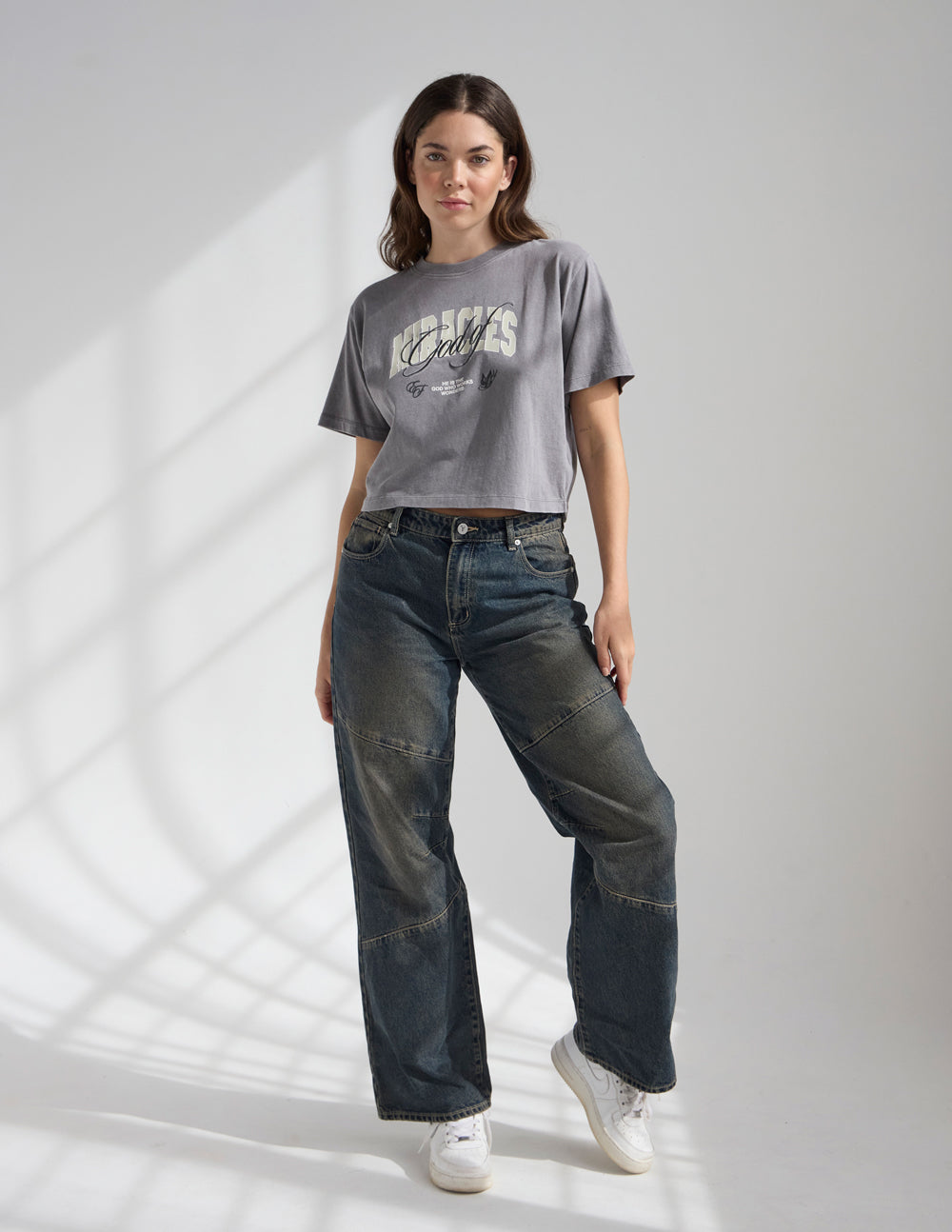 T-shirt court pour femme God of Miracles
