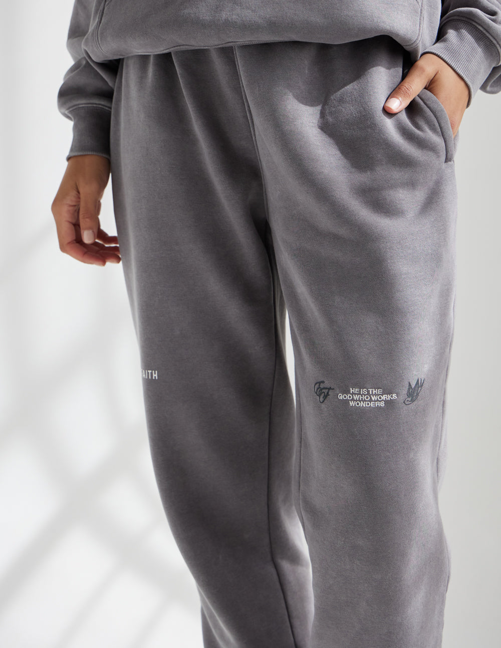 Pantalon de jogging unisexe Dieu des Miracles