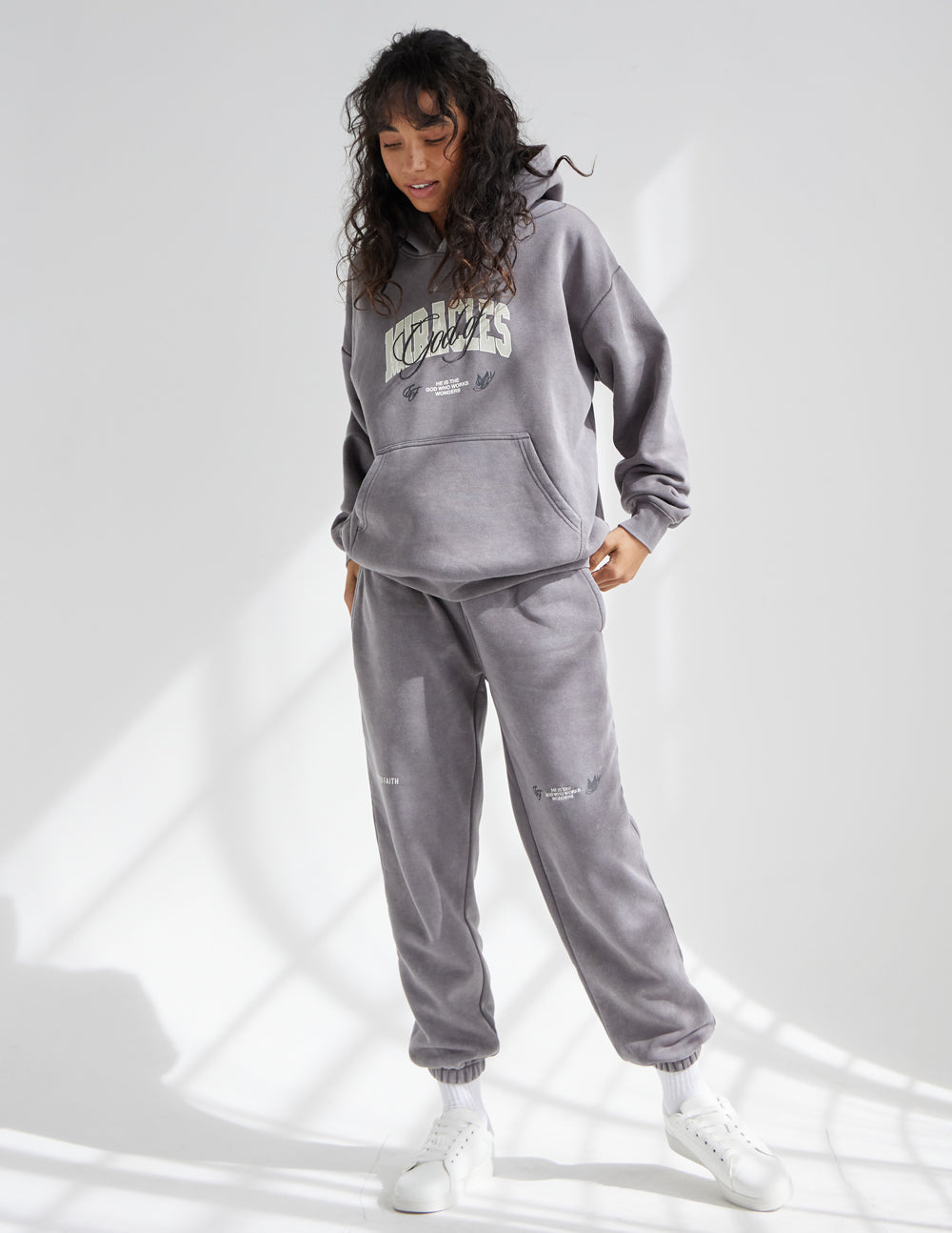 Pantalon de jogging unisexe Dieu des Miracles