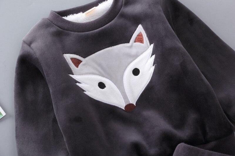 Vêtements pour bébé épais et chauds d'hiver, ensemble trois pièces avec pull à capuche imprimé ours et renard de dessin animé pour bébé fille, pull et pantalon