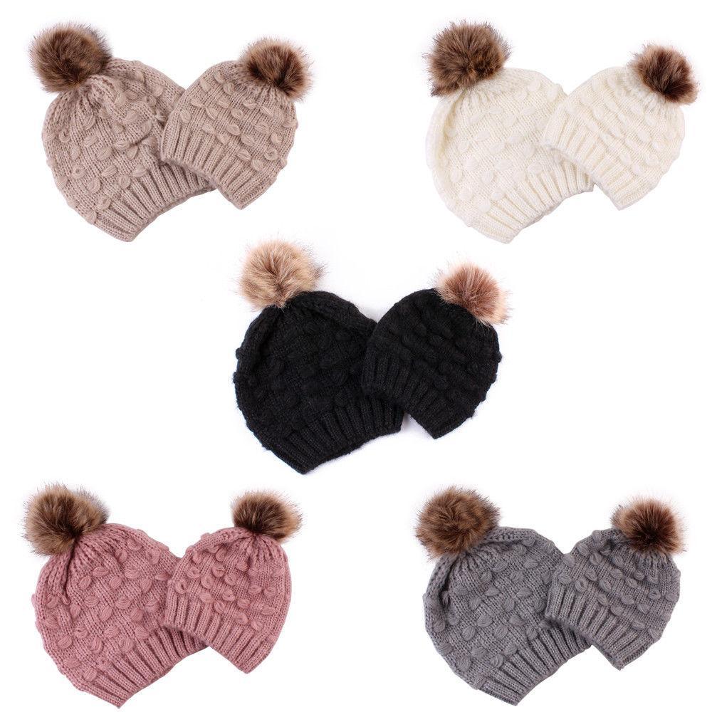 Bonnet en tricot chaud et doux pour bébé garçon, bébé fille et maman, avec pompon, assorti pour adulte et enfant