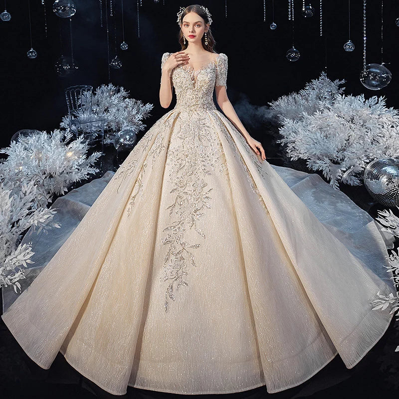 Robe de mariée de luxe ivoire à encolure dégagée EDL764