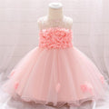 Robes de baptême en dentelle et tulle élégantes et luxueuses faites à la main pour bébés filles, idéales pour les fêtes et les mariages