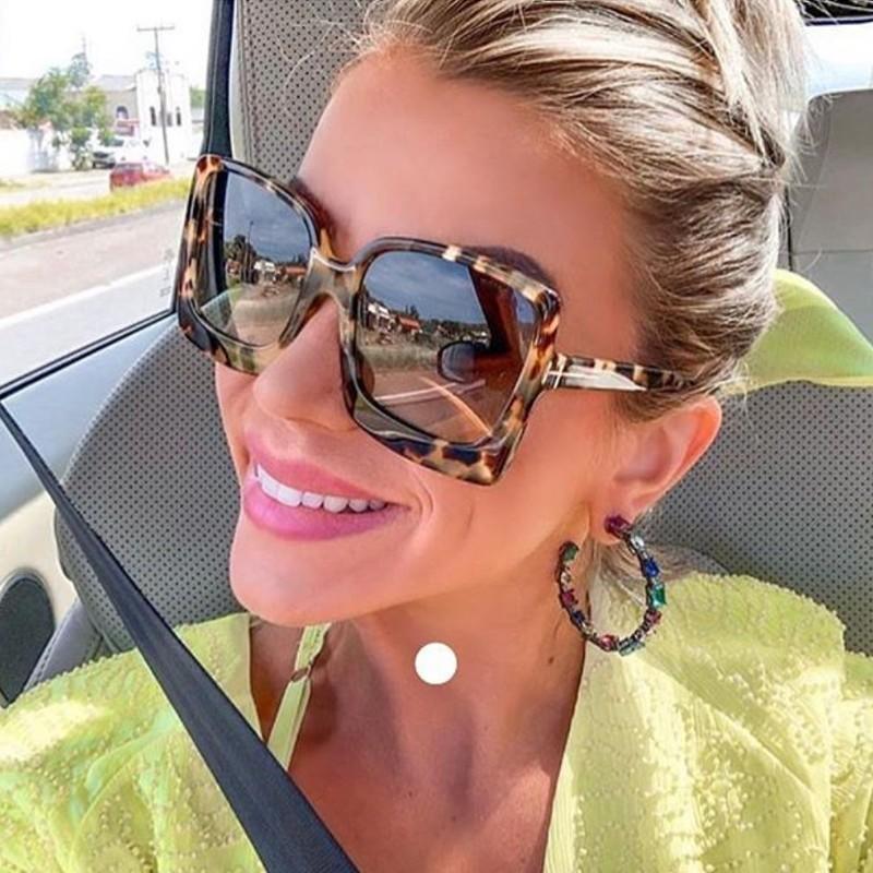 Mode Surdimensionnée Femme Carrée Grande Monture Gradient Femme et Dame Lunettes de Soleil Marque Designer avec Protection UV400 gafas de sol mujer