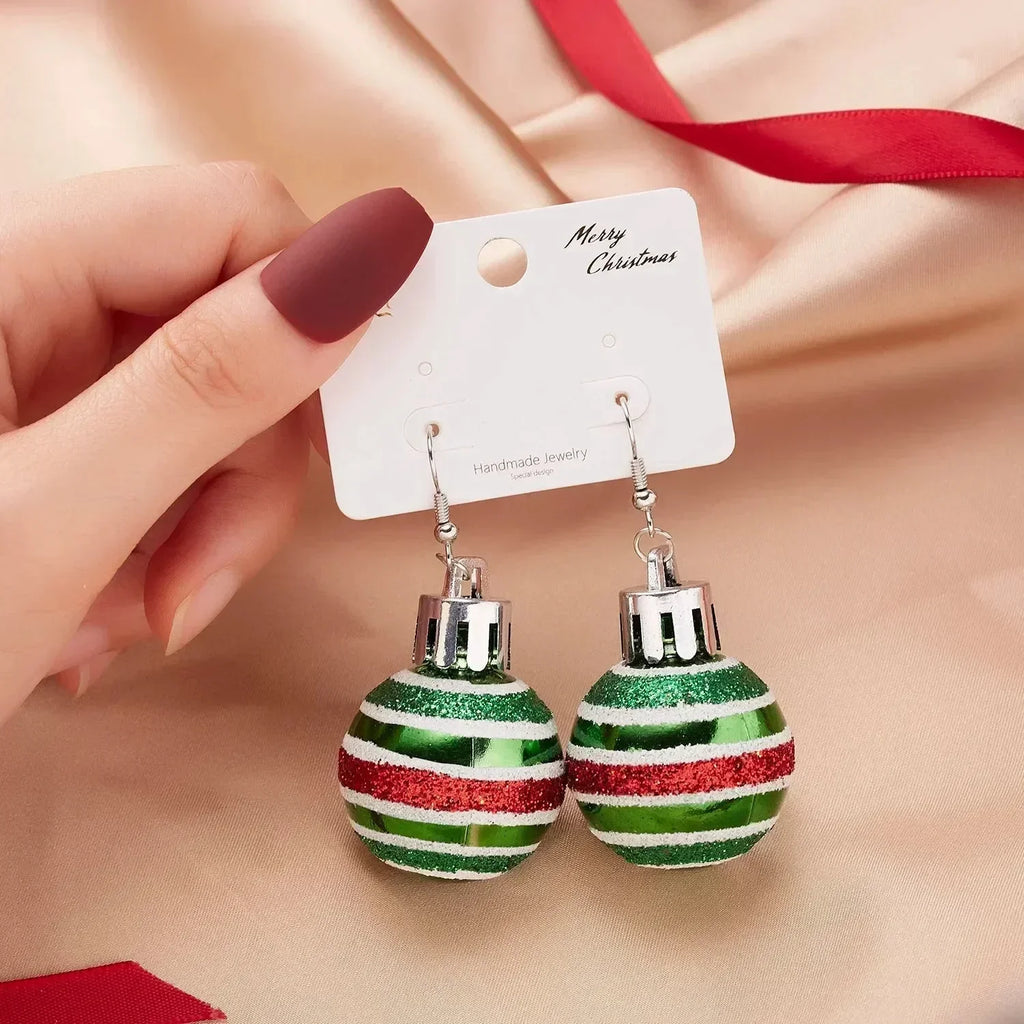Rinhoo Noël Cercle Rond Cœur Cerf Élans Pendentif Boucles D'oreilles Perçantes Crochet D'oreille Boucle D'oreille Bijoux pour Femmes