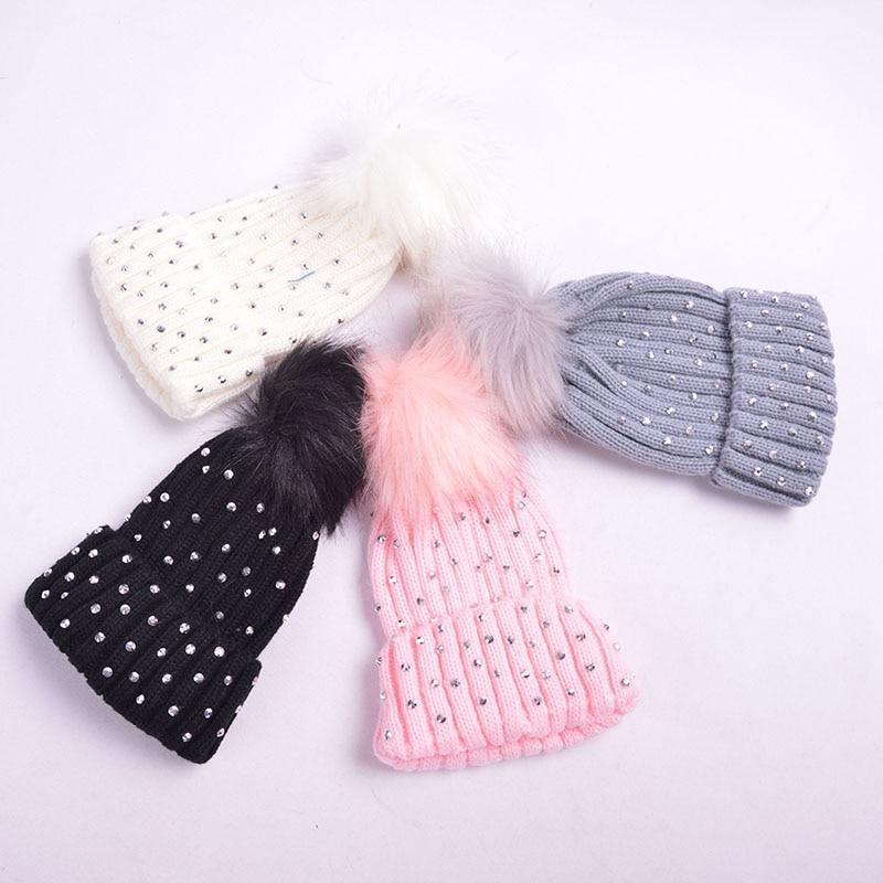 Chapeau Bébé Luxueux Enfant Nouveau-né à Pompon Casquette Tricotée Chaude Avec Strass pour Fille/Garçon Bonnet Doux pour Tout-petit