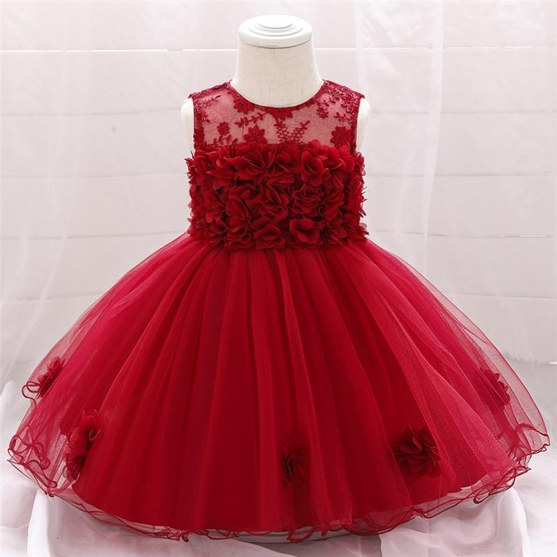 Robes de baptême en dentelle et tulle élégantes et luxueuses faites à la main pour bébés filles, idéales pour les fêtes et les mariages