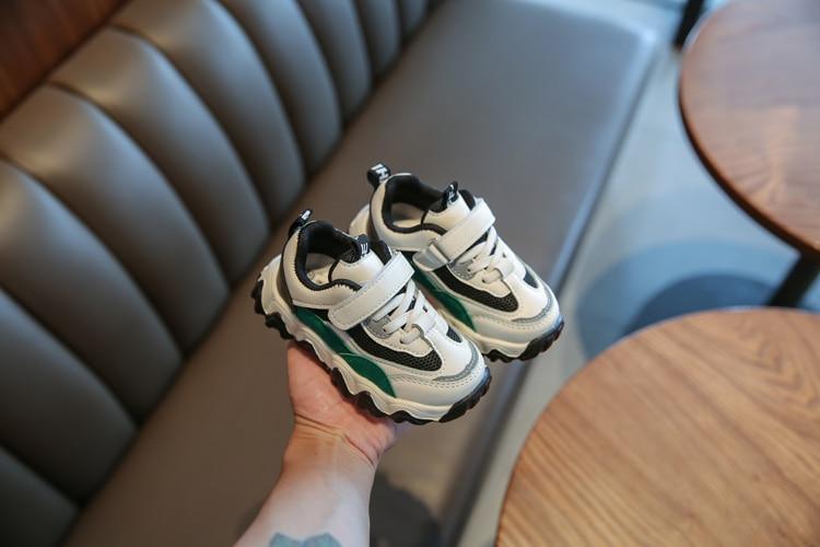 Chaussures de sport respirantes décontractées pour garçons Baskets pour enfants Chaussures de course pour bébés filles Chaussures en maille et toile