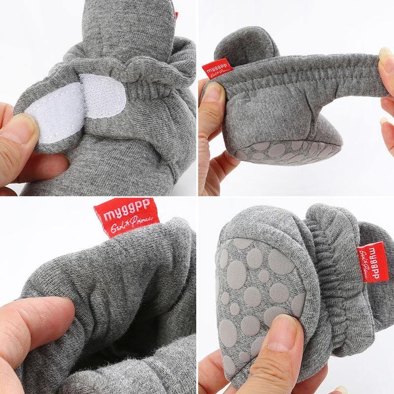 Chaussons de bébé élégants pour garçons et filles, chaussures pour tout-petits, couleur unie, premières chaussures, bottines en coton, hiver, doux, antidérapants, chauds, pour nouveau-nés et nourrissons