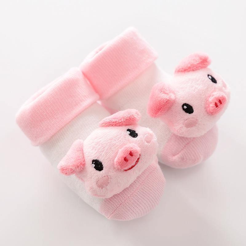 Chaussettes antidérapantes en coton pour bébés et tout-petits avec poupée clochette pour filles et garçons, chaussures douces pour enfants
