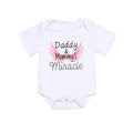 Bébé nouveau-né Filles Garçons Vêtements Fête des Pères Lettre Imprimer Barboteuse Combinaison Pour Bébé Pour Filles Et Garçons Papas et Mamans Miracle Imprimer