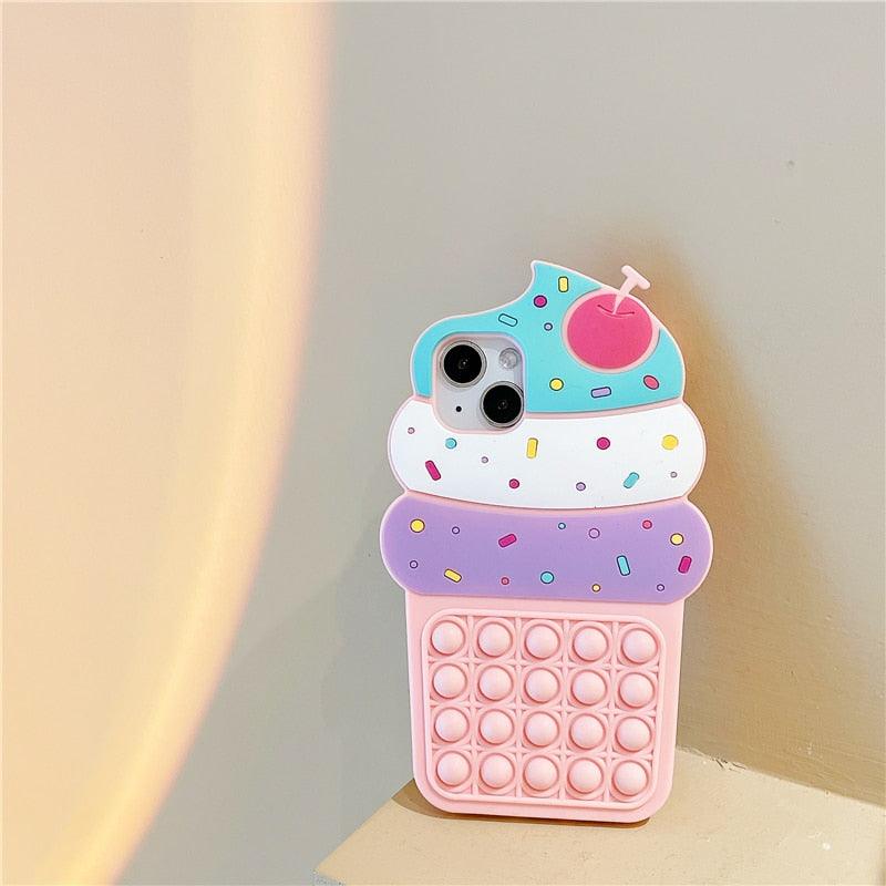 Coque de téléphone en silicone 3D en forme de glace à la cerise pour iPhone 13 12 11 Pro Max Xs Xr 7 8 Plus X Se avec jeu de bulles pour doigts, coque souple antichoc en silicone 3D en forme de cupcake de dessin animé à protection intégrale