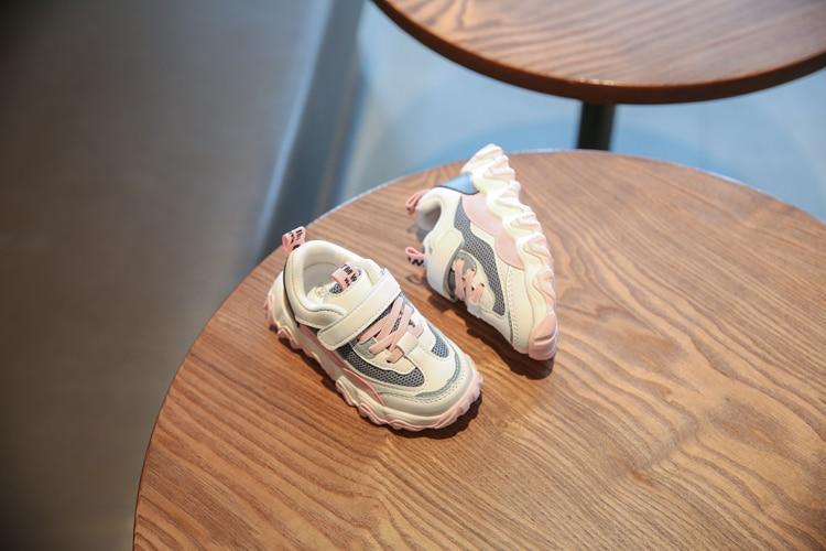 Chaussures de sport respirantes décontractées pour garçons Baskets pour enfants Chaussures de course pour bébés filles Chaussures en maille et toile
